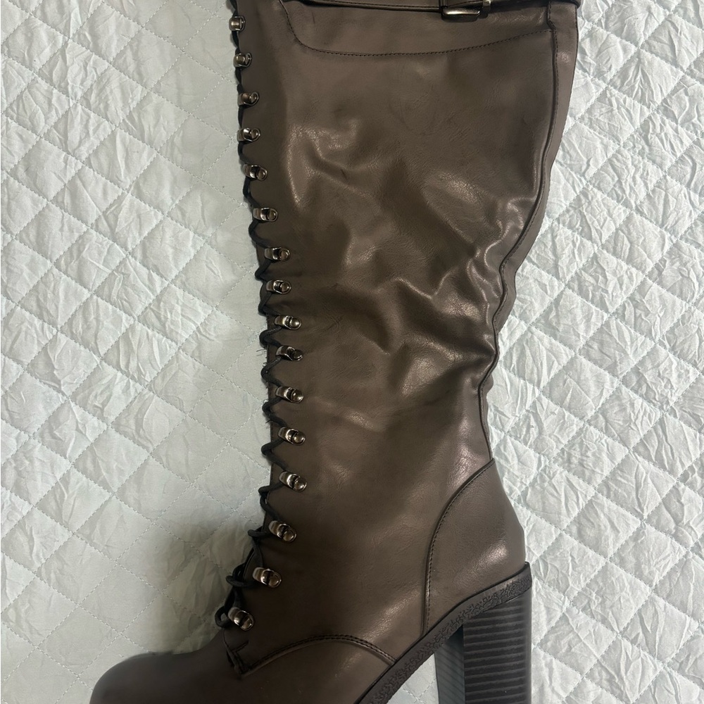 Elegant Brown Knee-High Women's Boots